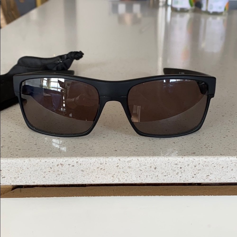 Oakley Women’s Sunglasses TWOFACE OO9189